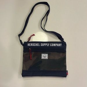 Herschel Alder crossbody bag